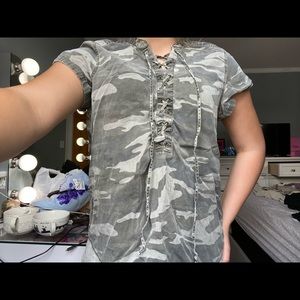 Express Camo tie up Blouse